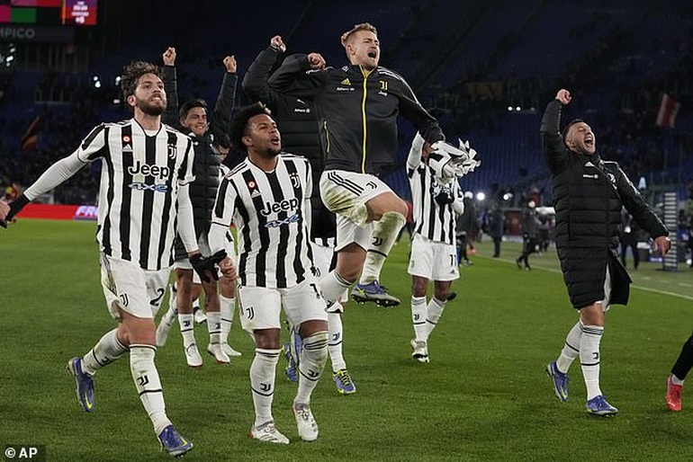 AS Roma thua ngược Juventus, Inter Milan tiếp tục dẫn đầu Serie A - 3