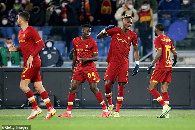 AS Roma thua ngược Juventus, Inter Milan tiếp tục dẫn đầu Serie A - 1