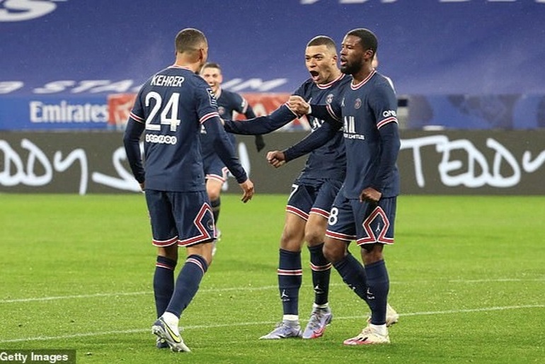Mbappe chơi vô duyên trong ngày PSG hòa thất vọng Lyon - 1
