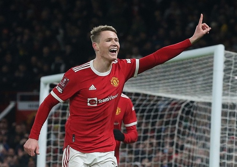 Vì sao C.Ronaldo bị gạch tên trong chiến thắng của Man Utd? - 2