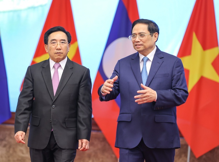Thủ tướng Chính phủ Lào kết thúc tốt đẹp chuyến thăm chính thức Việt Nam - 1