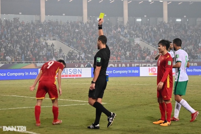 Đội tuyển Việt Nam bất ngờ nhận án phạt từ FIFA - 2