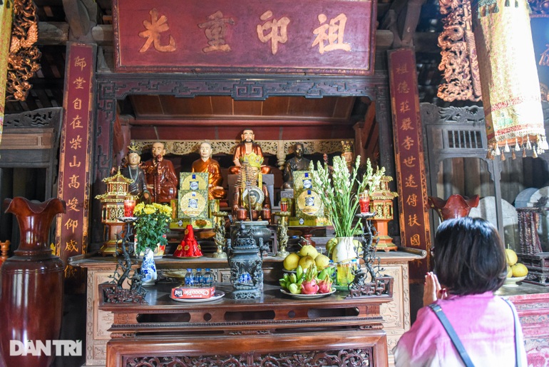 Mục sở thị ngôi chùa có hang Sơn Đoòng thu nhỏ ở Hà Nội - 4