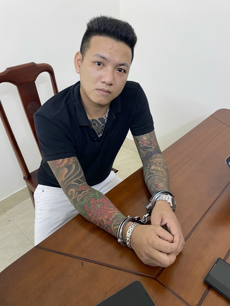 Triệt phá đường dây cá độ khủng lên đến 500 tỷ đồng - 3 Triệt phá đường dây cá độ khủng lên đến 500 tỷ đồng - 3