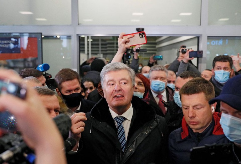 Cựu Tổng thống Ukraine về nước chịu tội phản quốc - 1 Cựu Tổng thống Ukraine về nước chịu tội phản quốc - 1