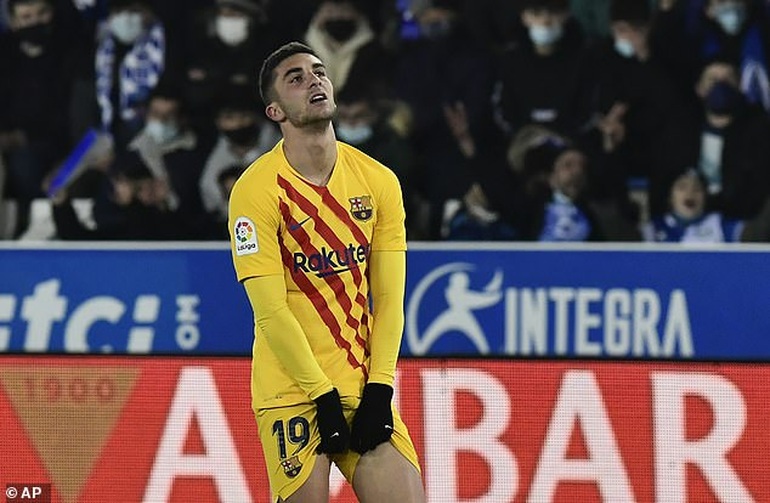 Real Madrid hòa thất vọng, Barcelona vươn lên thứ 5 ở La Liga - 8