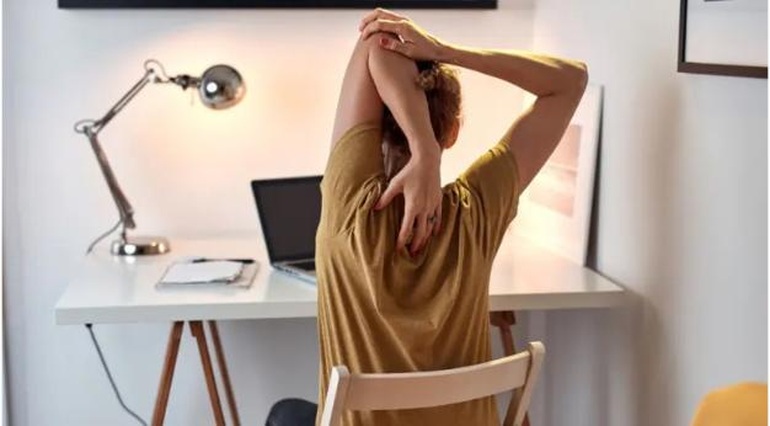 Bài tập 5 phút giúp tăng sức mạnh và giữ dáng dành cho nàng lười - 1 Bài tập 5 phút giúp tăng sức mạnh và giữ dáng dành cho nàng lười - 1