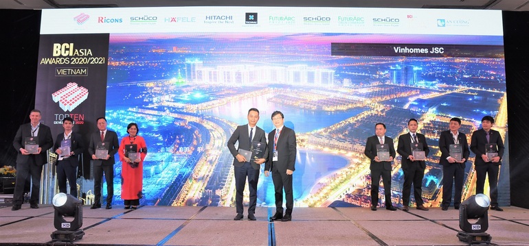 Vinhomes nhận danh hiệu Top 10 chủ đầu tư bất động sản hàng đầu Việt Nam - 1 Vinhomes nhận danh hiệu Top 10 chủ đầu tư bất động sản hàng đầu Việt Nam - 1