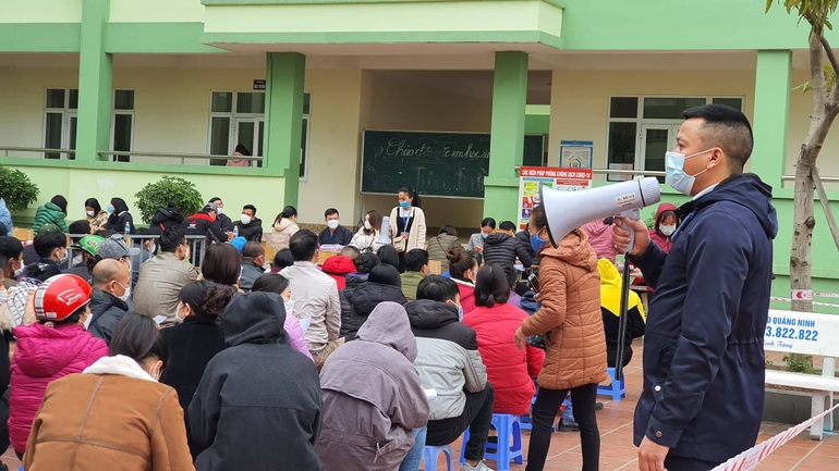 Đạt tỉ lệ 97%, Quảng Ninh phủ sóng vaccine mũi 3 sớm nhất cả nước - 2 Đạt tỉ lệ 97%, Quảng Ninh phủ sóng vaccine mũi 3 sớm nhất cả nước - 2