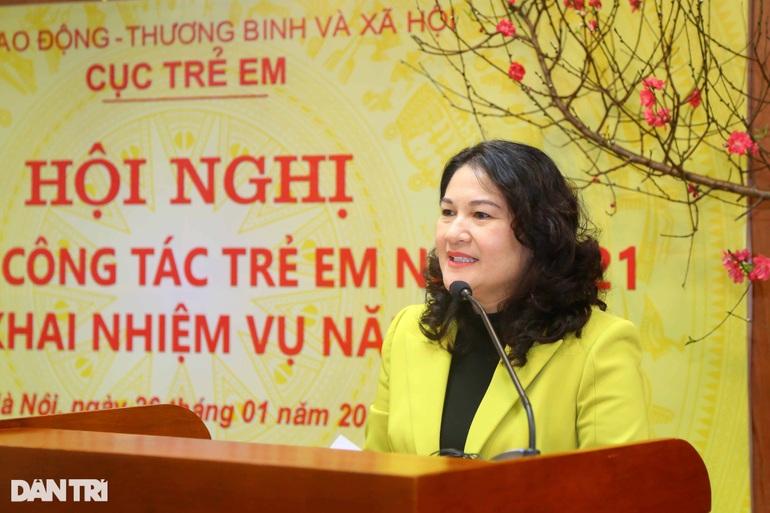 Thứ trưởng Nguyễn Thị Hà: Chung tay nghiêm trị nạn bạo hành trẻ em - 2 Thứ trưởng Nguyễn Thị Hà: Chung tay nghiêm trị nạn bạo hành trẻ em - 2