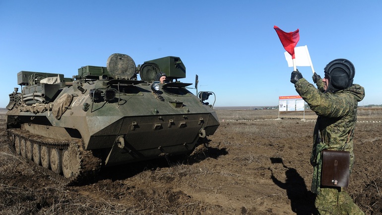 Nga đưa hệ thống vũ khí mắt thần tới gần biên giới Ukraine - 1