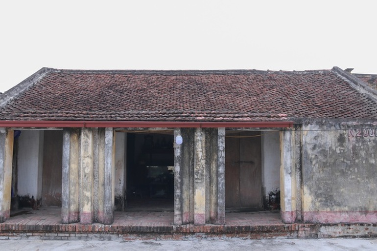 Người phụ nữ côi cút trong nhà thờ liệt sĩ nhận Nhà tình nghĩa dịp cuối năm - 6 Người phụ nữ côi cút trong nhà thờ liệt sĩ nhận Nhà tình nghĩa dịp cuối năm - 6