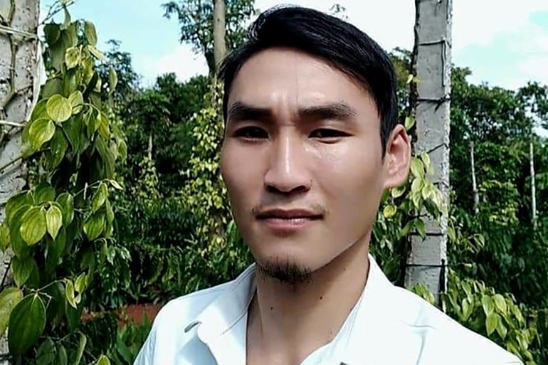 Truy tìm nghi phạm vụ thi thể bị bó chặt bằng chăn ở Bình Dương - 1 Truy tìm nghi phạm vụ thi thể bị bó chặt bằng chăn ở Bình Dương - 1