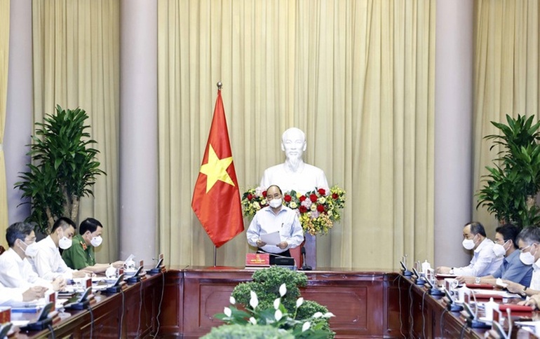 Chủ tịch nước Nguyễn Xuân Phúc ân giảm án tử hình cho 4 phạm nhân - 1 Chủ tịch nước Nguyễn Xuân Phúc ân giảm án tử hình cho 4 phạm nhân - 1