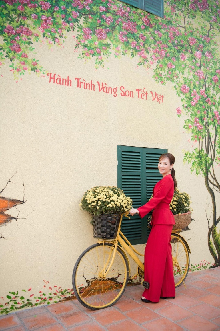 Đường hoa Home Hanoi Xuan khiến loạt người đẹp Việt mê mẩn - 5