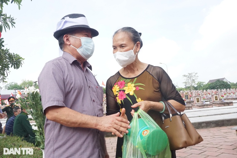 Người em trai liệt sĩ rưng rưng nước mắt: Mẹ ơi, anh đã về đây! - 6 Người em trai liệt sĩ rưng rưng nước mắt: Mẹ ơi, anh đã về đây! - 6