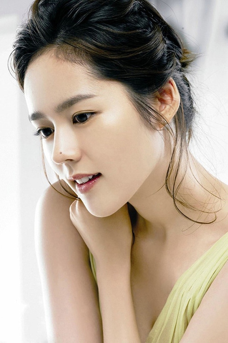 Cuộc Sống Viên Mãn Của Mỹ Nhân Sở Hữu Chiếc Mũi Cực Phẩm Của Showbiz Hàn |  Báo Dân Trí