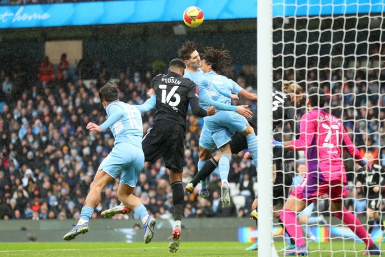 Man City phô diễn sức mạnh hủy diệt ở FA Cup - 4