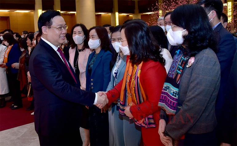 Chủ tịch Quốc hội: Không được thỏa mãn với những gì đã đạt được - 2 Chủ tịch Quốc hội: Không được thỏa mãn với những gì đã đạt được - 2