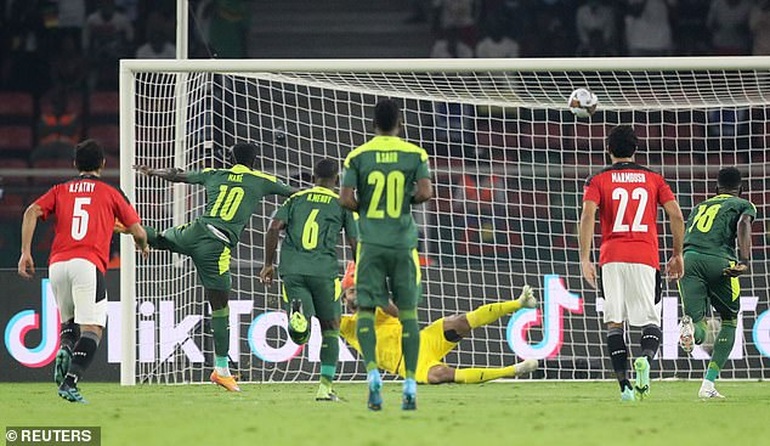Hạ Ai Cập trên loạt luân lưu, Senegal vô địch CAN 2022 - 1