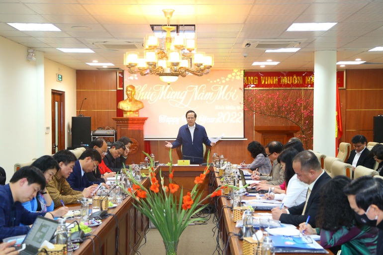 Tổng đài chục triệu đô, sao nhận thông tin trẻ bị bạo hành toàn muộn? - 3