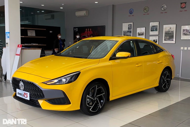 MG5 chốt giá 579 triệu đồng, liệu có cơ hội trước K3 và Elantra? - 1