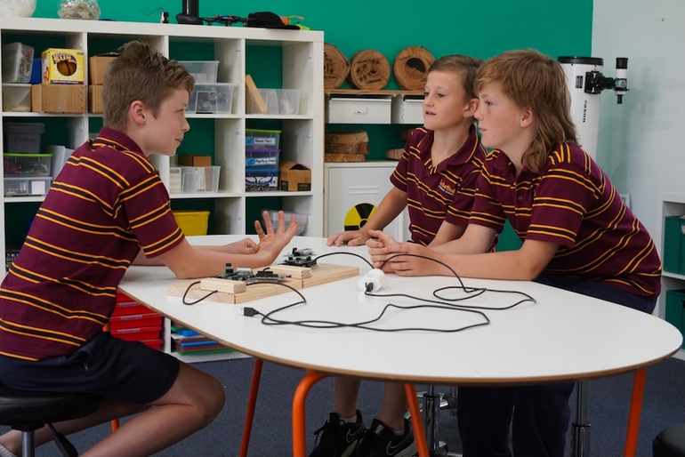 Australia: Trường học ráo riết áp dụng biện pháp phòng dịch để đón học sinh - 5