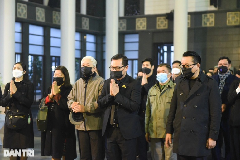 NSND Thu Hà, Trung Hiếu cùng dàn nghệ sĩ đưa tiễn NSƯT Tiến Hợi - 4 NSND Thu Hà, Trung Hiếu cùng dàn nghệ sĩ đưa tiễn NSƯT Tiến Hợi - 4