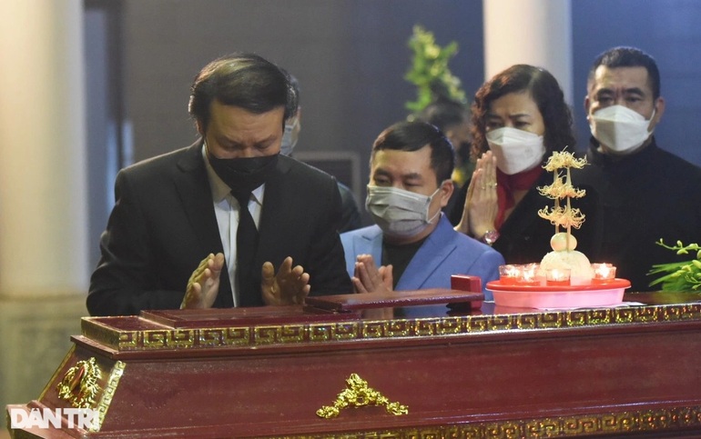 NSND Thu Hà, Trung Hiếu cùng dàn nghệ sĩ đưa tiễn NSƯT Tiến Hợi - 10 NSND Thu Hà, Trung Hiếu cùng dàn nghệ sĩ đưa tiễn NSƯT Tiến Hợi - 10