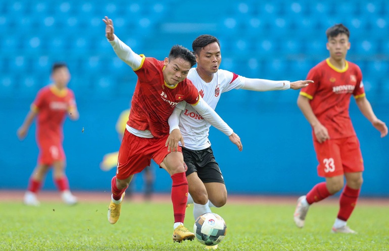 U23 Việt Nam được tăng cường ba cầu thủ trên 23 tuổi cho SEA Games - 1