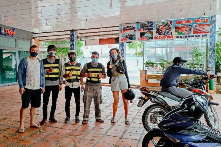 SOS Buôn Ma Thuột xuyên đêm làm việc... bao đồng - 3 SOS Buôn Ma Thuột xuyên đêm làm việc... bao đồng - 3