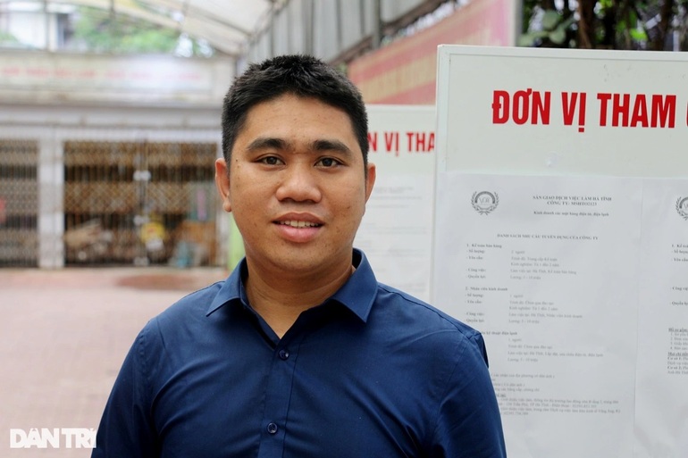 Lương thấp hơn, người lao động vẫn vui vì tìm được việc làm ở quê nhà - 1 Lương thấp hơn, người lao động vẫn vui vì tìm được việc làm ở quê nhà - 1