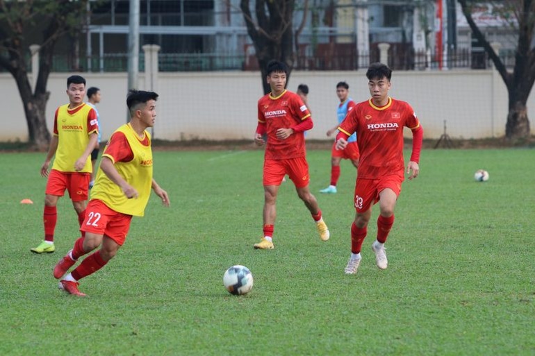 HLV Đinh Thế Nam: U23 Việt Nam quyết thắng Thái Lan, Singapore - 2