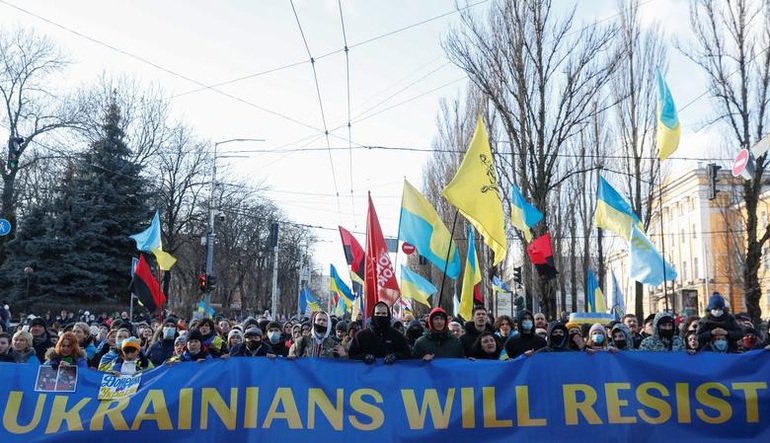 Những ngày căng như dây đàn ở Ukraine - 1