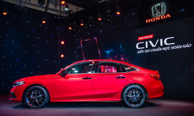 Giá cao nhất phân khúc sedan hạng C, Honda Civic 2022 có gì mới? - 5