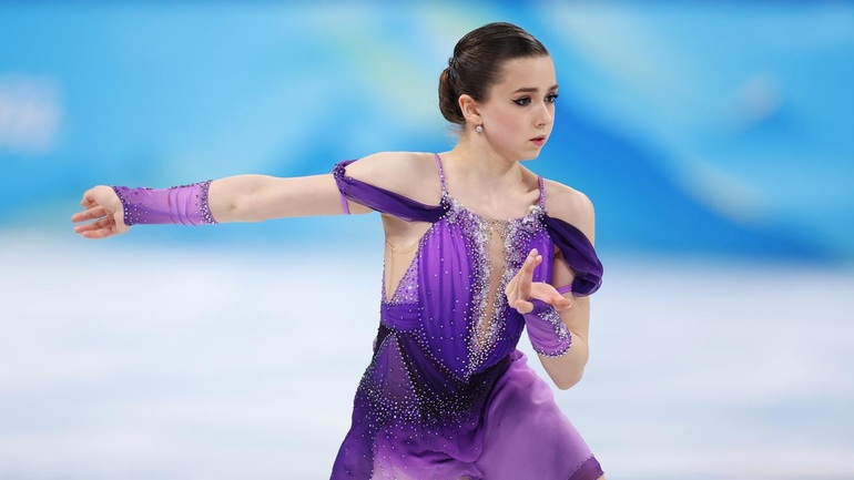Thiên thần nước Nga khóc nức nở khi thi đấu ở Olympic - 6