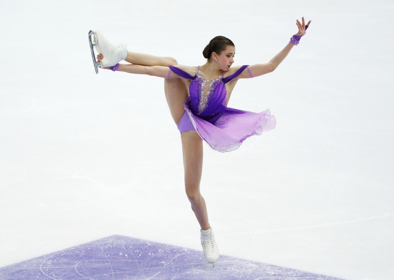 Thiên thần nước Nga khóc nức nở khi thi đấu ở Olympic - 7