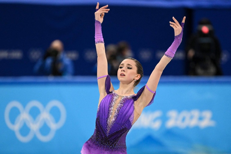 Thiên thần nước Nga khóc nức nở khi thi đấu ở Olympic - 4