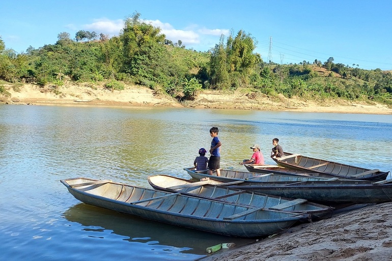 Kon Tum lấy ý kiến dân khi làm dự án thủy điện trong làng du lịch - 1 Kon Tum lấy ý kiến dân khi làm dự án thủy điện trong làng du lịch - 1