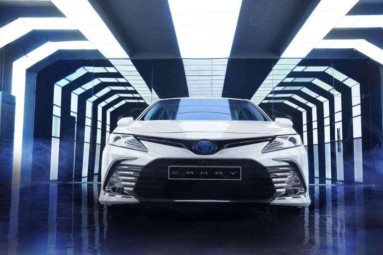 Camry HV - mẫu xe thúc đẩy nền tảng phương tiện xanh của Toyota tại Việt Nam - 1 Camry HV - mẫu xe thúc đẩy nền tảng phương tiện xanh của Toyota tại Việt Nam - 1