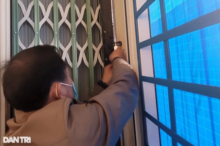 Bí ẩn đĩa đá cổ và đôi đũa thử độc của vua Lê - 9 Bí ẩn đĩa đá cổ và đôi đũa thử độc của vua Lê - 9