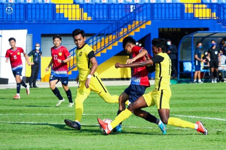 Báo Malaysia trút cơn thịnh nộ khi đội nhà thua sốc trước U23 Lào - 1