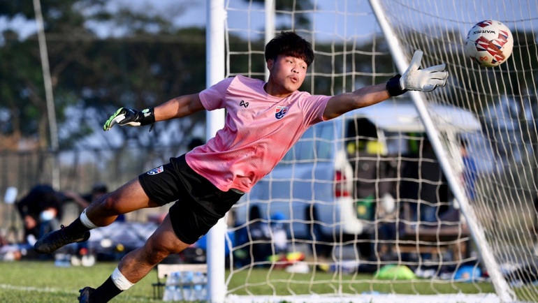 Ngôi sao Thái Lan thừa nhận một điều khi chứng kiến U23 Việt Nam thắng 7-0 - 1
