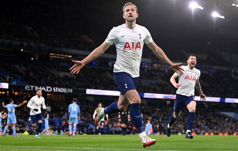 Tottenham quật ngã Man City tại Etihad ở phút bù giờ - 2