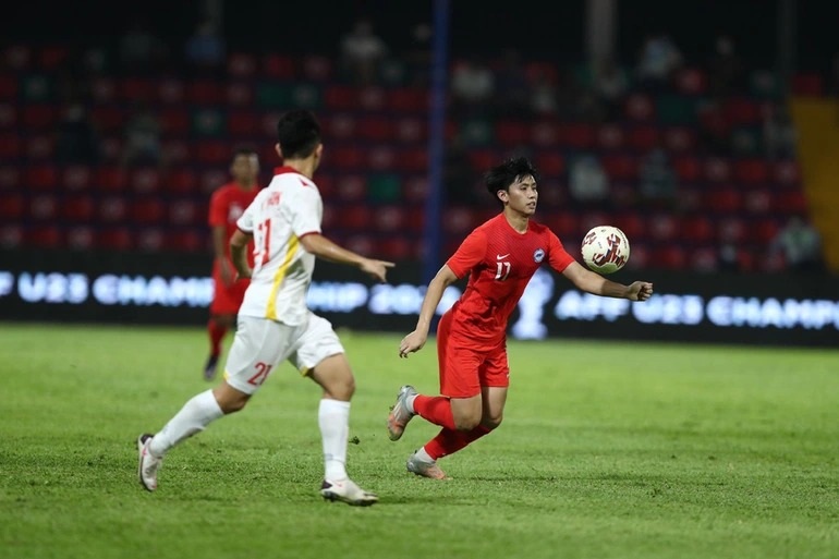 Cổ động viên Singapore khen đội nhà dù thua thảm trước U23 Việt Nam - 2