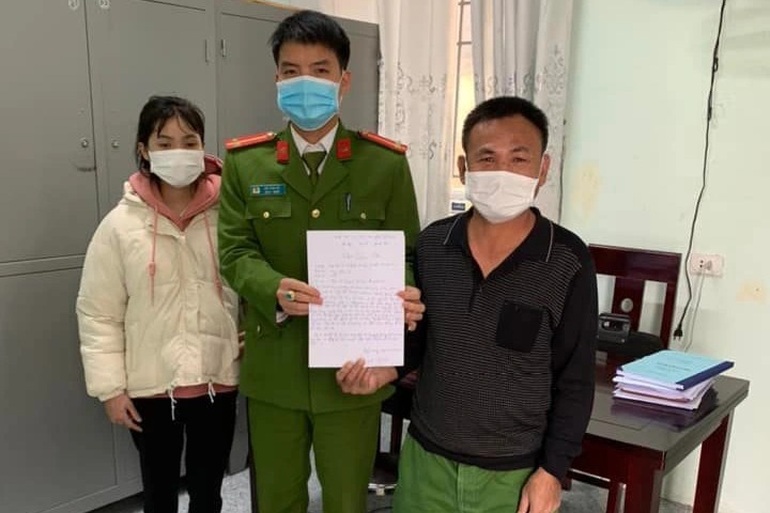 Tìm thấy nữ sinh lớp 9 đi chơi rồi mất tích bí ẩn từ mùng 1 Tết - 2 Tìm thấy nữ sinh lớp 9 đi chơi rồi mất tích bí ẩn từ mùng 1 Tết - 2