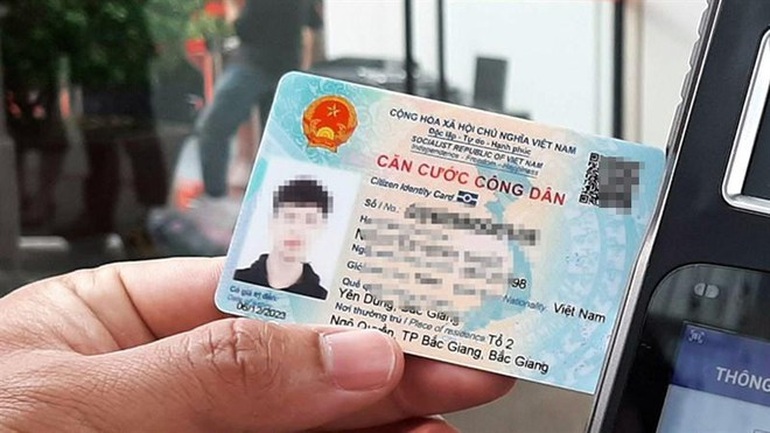 Nguy cơ từ việc vô tư chia sẻ hình ảnh căn cước công dân lên mạng xã hội - 2 Nguy cơ từ việc vô tư chia sẻ hình ảnh căn cước công dân lên mạng xã hội - 2