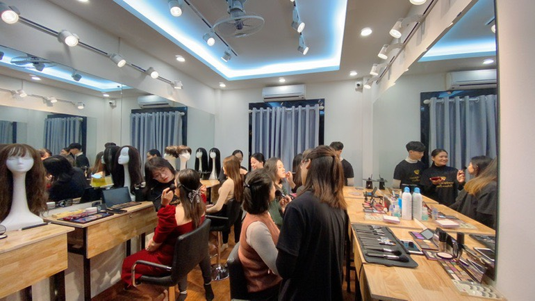 Diamond Academy - nỗ lực cho một năm 2022 thành công hơn nữa mục tiêu kiến tạo vẻ đẹp Việt - 3 Diamond Academy - nỗ lực cho một năm 2022 thành công hơn nữa mục tiêu kiến tạo vẻ đẹp Việt - 3