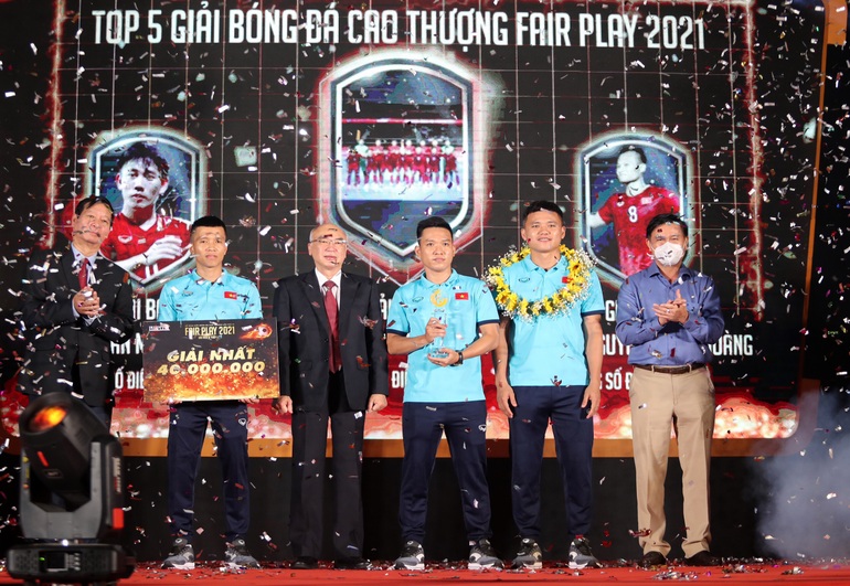 Đội tuyển futsal Việt Nam giành giải fair-play năm 2021 - 1 Đội tuyển futsal Việt Nam giành giải fair-play năm 2021 - 1