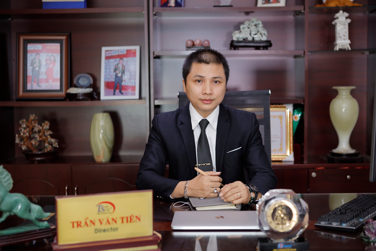 Hành trình tạo nên thương hiệu Trang sức Em Và Tôi - 2 Hành trình tạo nên thương hiệu Trang sức Em Và Tôi - 2
